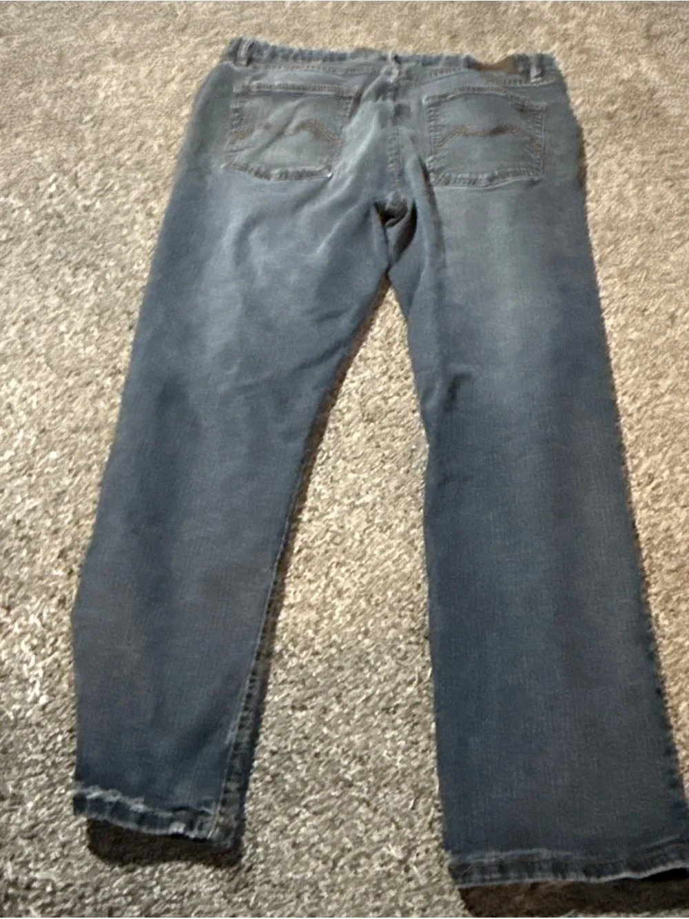 Urban Star Men’s Jeans Medium Wash Blue 38x30 Well-worn Threadbare